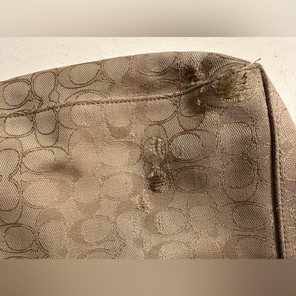 Coach Celeste hobo bag signature canvas and leather - Picture 7 of 14